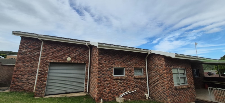 4 Bedroom Property for Sale in Cosy Corner Eastern Cape